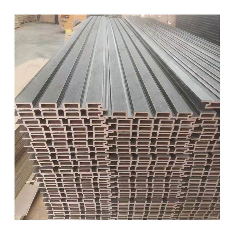 La séparation de wpc de la preuve de feu B1 lambrisse la certification décorative d'OIN de panneau de mur de Wpc