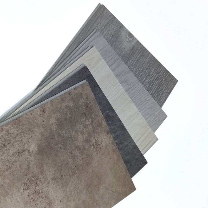 SPC PVC Unilin Cliquez Graver Panneau murale Prix d'usine imperméable à l'eau imperméable au feu revêtement murale en vinyle plastique