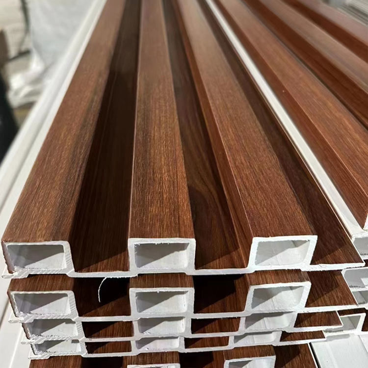 Panneau mural intérieur en bois plastique composite revêtement en flûte panneau mural intérieur en Wpc