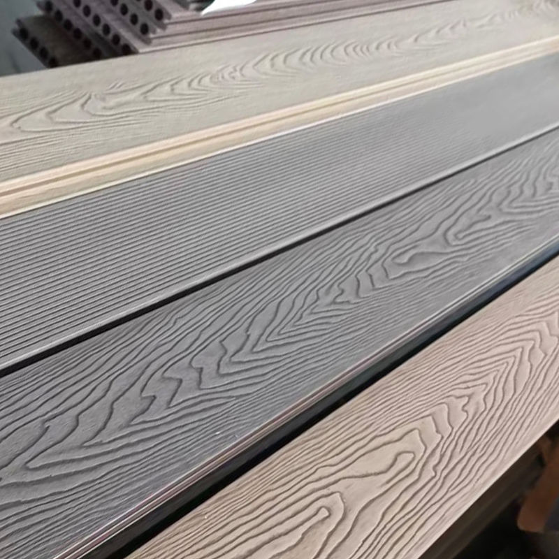 Planche de revêtement de sol en WPC Matériau de revêtement de sol composite en bois imperméable à l'eau Carreaux extérieurs carrés en teck et PVC