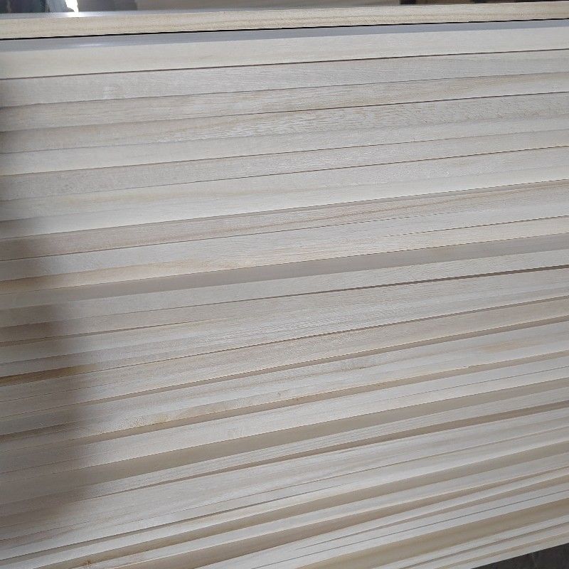Paulownia bois massif bord collé pour les meubles teneur en humidité 8%-12% Design durable et robuste