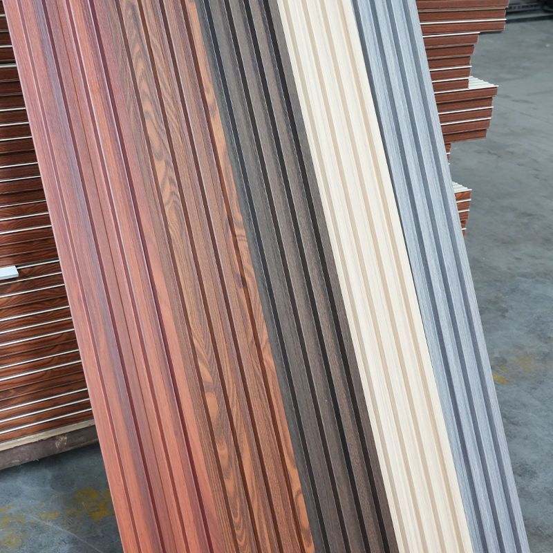 Panneau mural en WPC imperméable à l'eau pour le fond de télévision pour la décoration intérieure dans les hôtels et les appartements en plastique