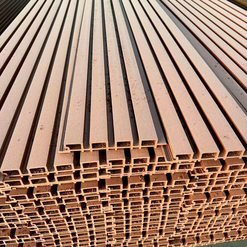 Panneau mural composite extérieur en PVC Panneau mural en bois Co-extrudé