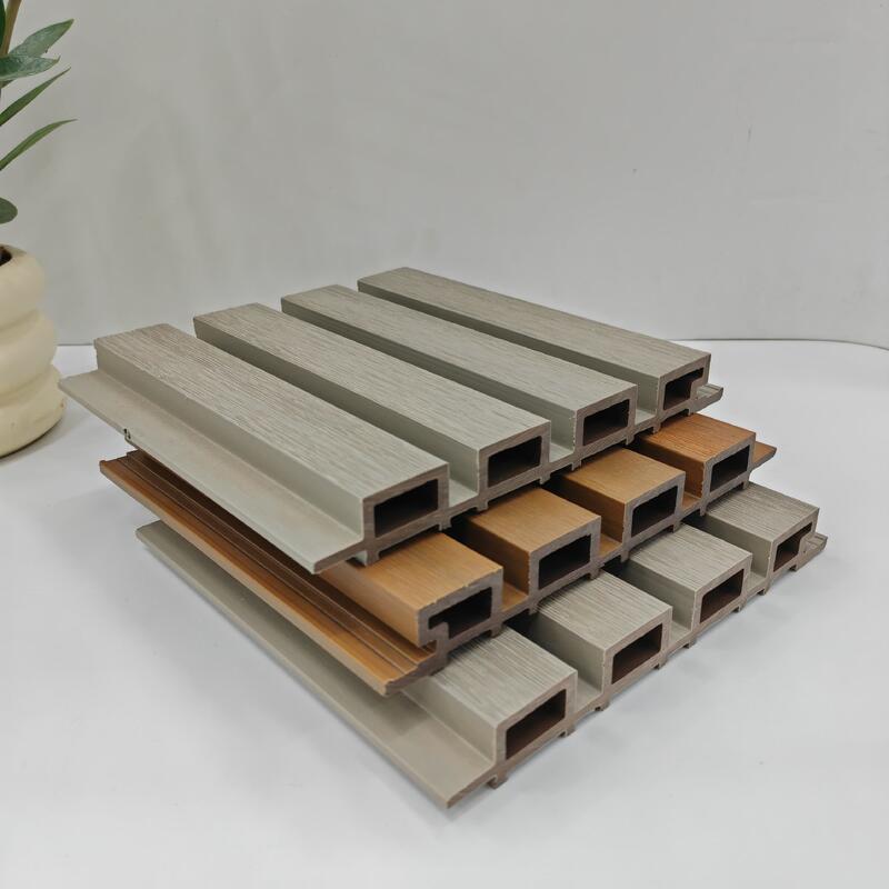 WPC Moderne modèle géométrique imperméable à l'eau panneau mural extérieur revêtement extérieur composite 5+ ans de garantie Solution graphique