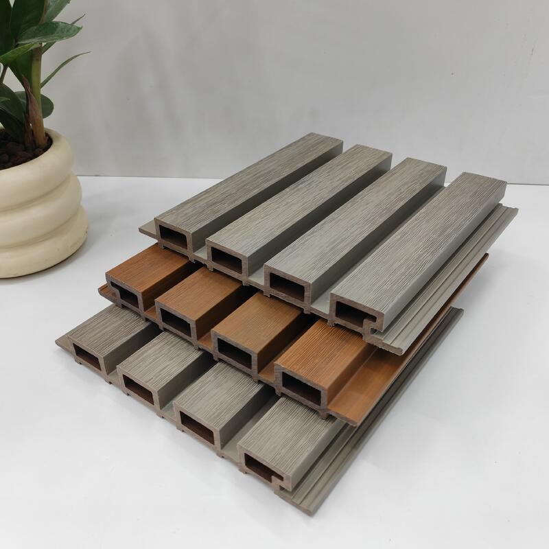 WPC Moderne modèle géométrique imperméable à l'eau panneau mural extérieur revêtement extérieur composite 5+ ans de garantie Solution graphique