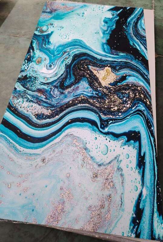 Panneau mural en PVC moderne en marbre UV, panneau décoratif brillant en plastique pour fond de télévision, intérieur de la maison 1220x2440mm*3mm