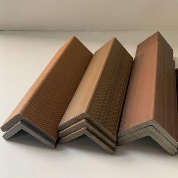 Prix d'usine WPC accessoires extérieurs Corner Line Corner Couvrant les bandes d'angle pour le revêtement extérieur et le panneau mural