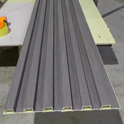 Panneau de mur intérieur du décor 2.5cm à la maison moderne WPC de 9mm pour le fond de TV