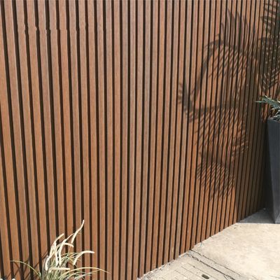 Revêtement extérieur intérieur moderne résidentiel de panneau de mur de WPC insonorisé