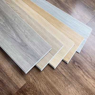 Matériau résistant au feu carreaux de bois de sol cliquez sur PVC vinyle plancher de sol en spc pour intérieur