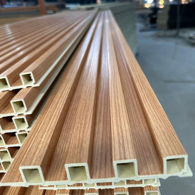 Décoration de murs intérieurs à l'épreuve du feu décor à carreaux paré panneau wpc composite panneau mural pvc panneau mural wpc