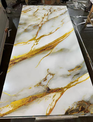 Intérieur en bambou en fibre de charbon de bois en placage métallique texture solide miroir panneaux muraux en PVC