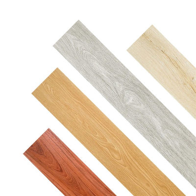 Plancher en spc imperméable à l'eau de haute qualité avec couche d'usure et couche IXPE glissante