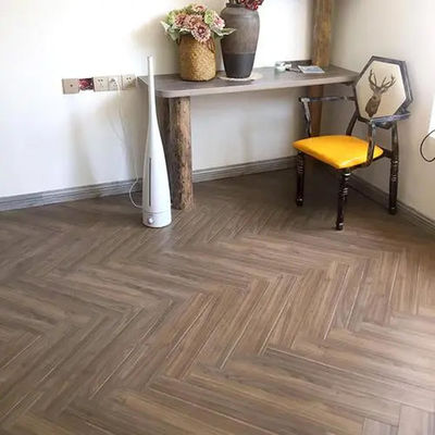 Plancher composite Herringbone Plancher en vinyle Cliquez sur le plancher Spc