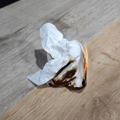 Gym de caoutchouc auto-adhésif laminé plastique bois massif carré marbre super absorbant tente bois parquet en vinyle