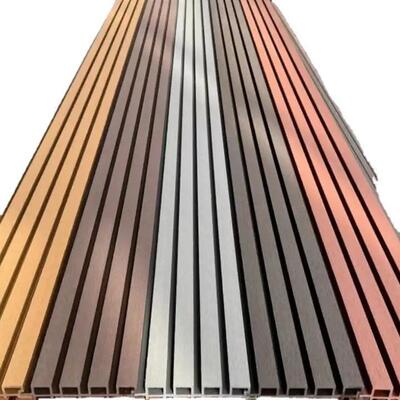 Panneaux muraux extérieurs en WPC imperméables à l'eau de haute qualité.