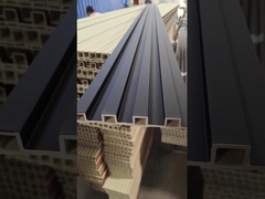 32 Panneaux muraux en WPC de différents styles